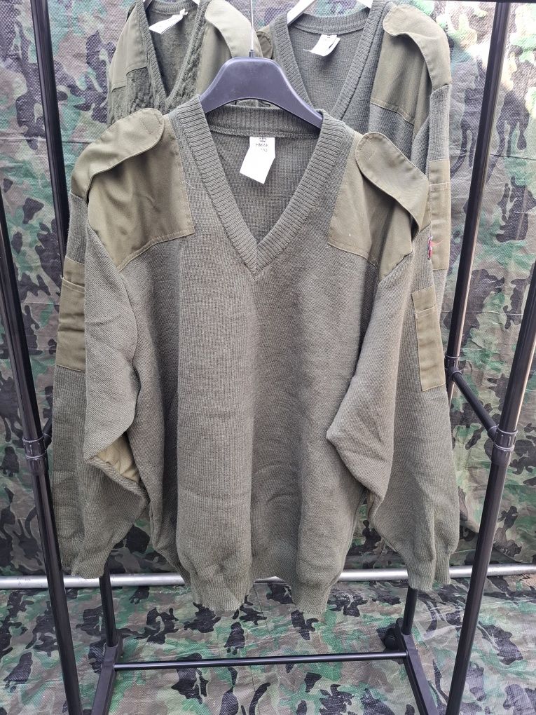 Sweter wojskowy khaki HMAK  kołnierzyk w szpic