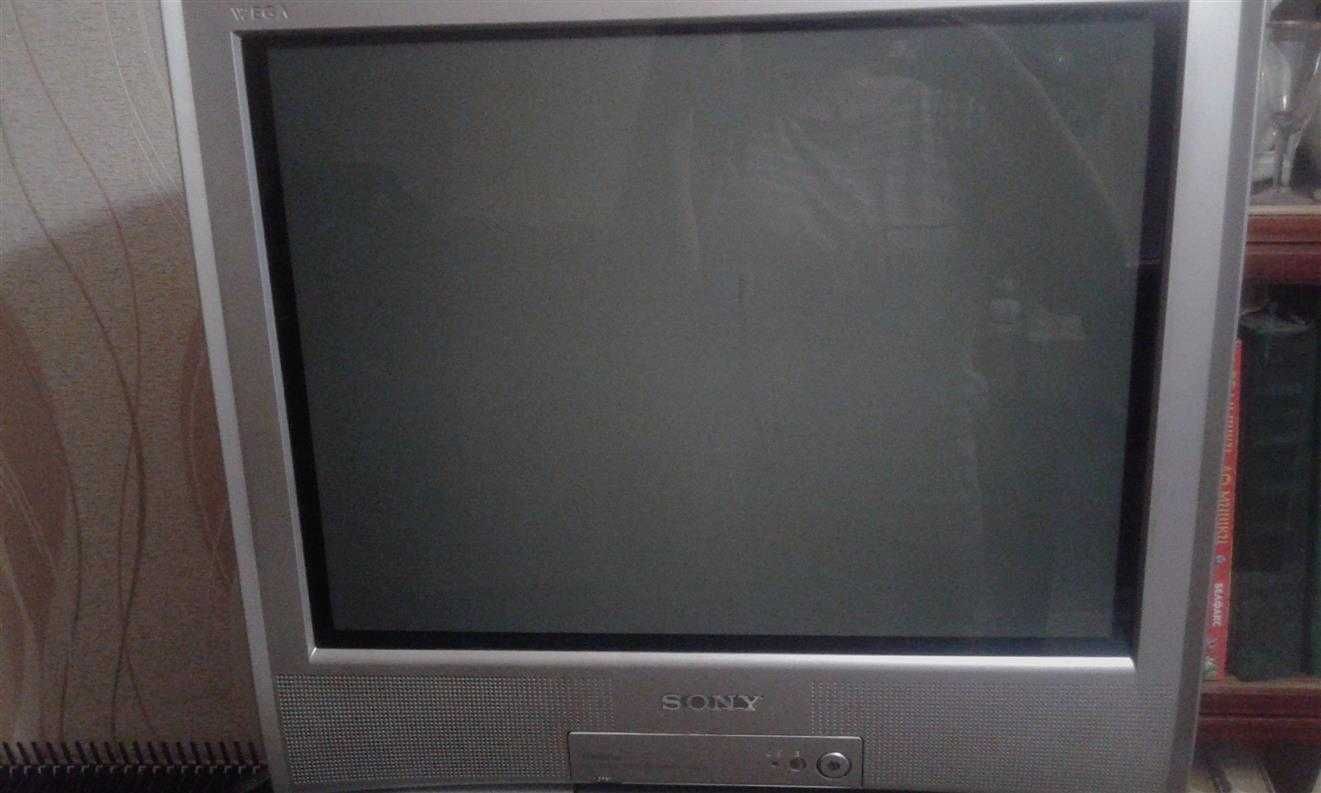 Телевизор SONY б/у продам