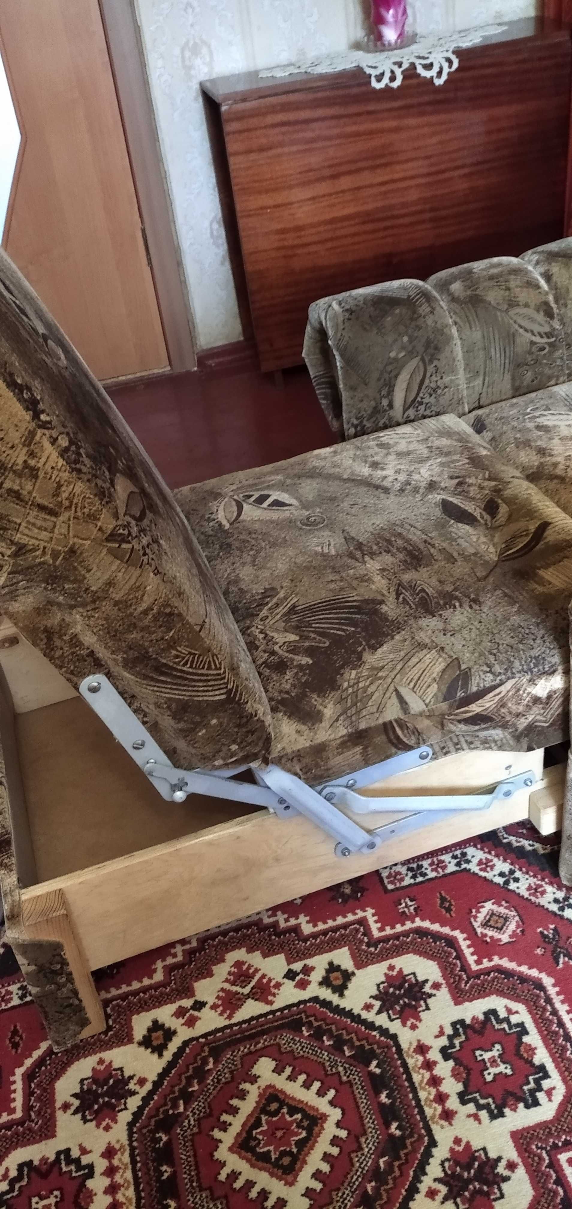 Кресло -кровать велюровое