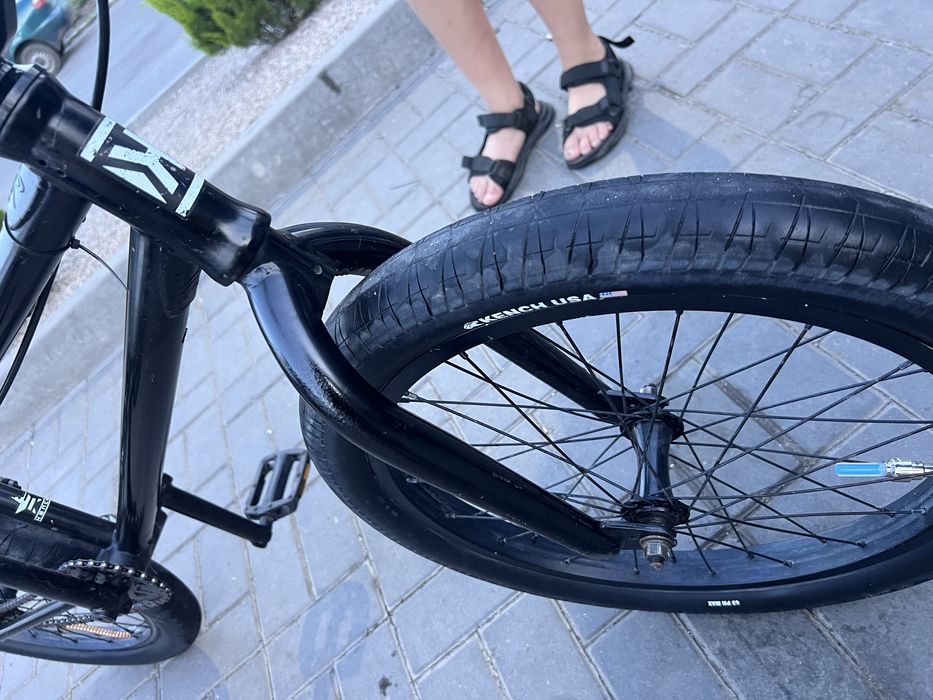 BMX  kench велосипед