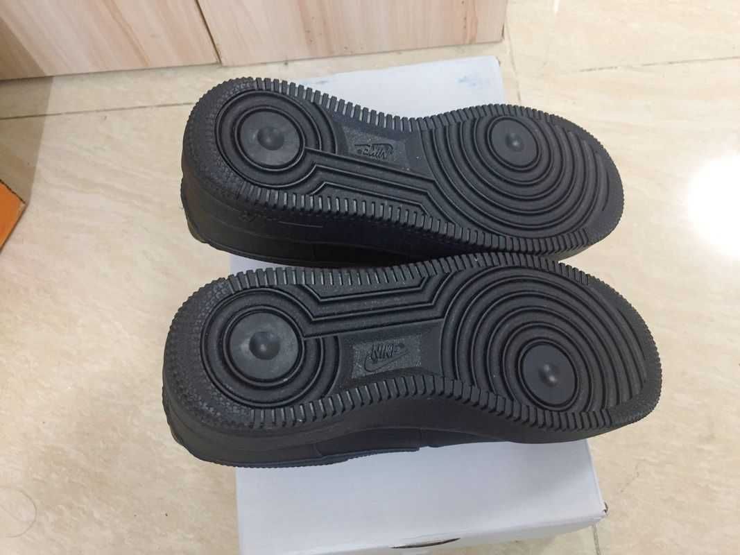 Buty męskie trampki Nike Air Force 1 czarny r.43