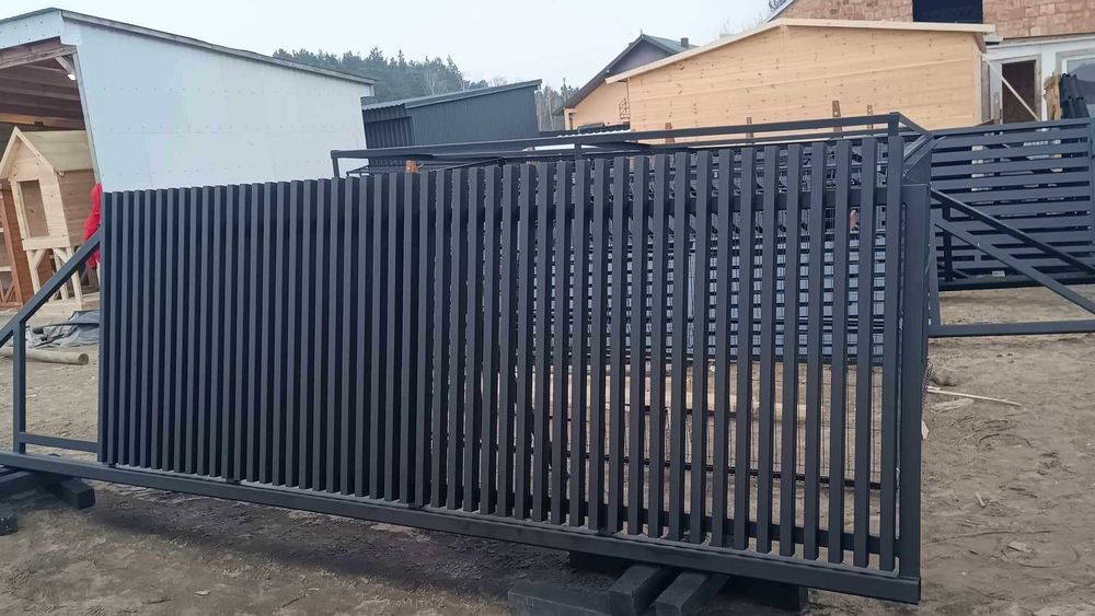 Sprzedam bramę przesuwną grzebieniową!!