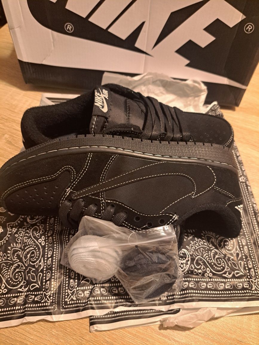 Nike Jordan 1 Low Travis Scott Black Phantom