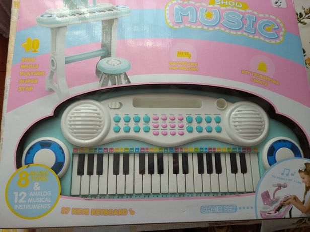 Дитячий синтезатор піаніно нове!