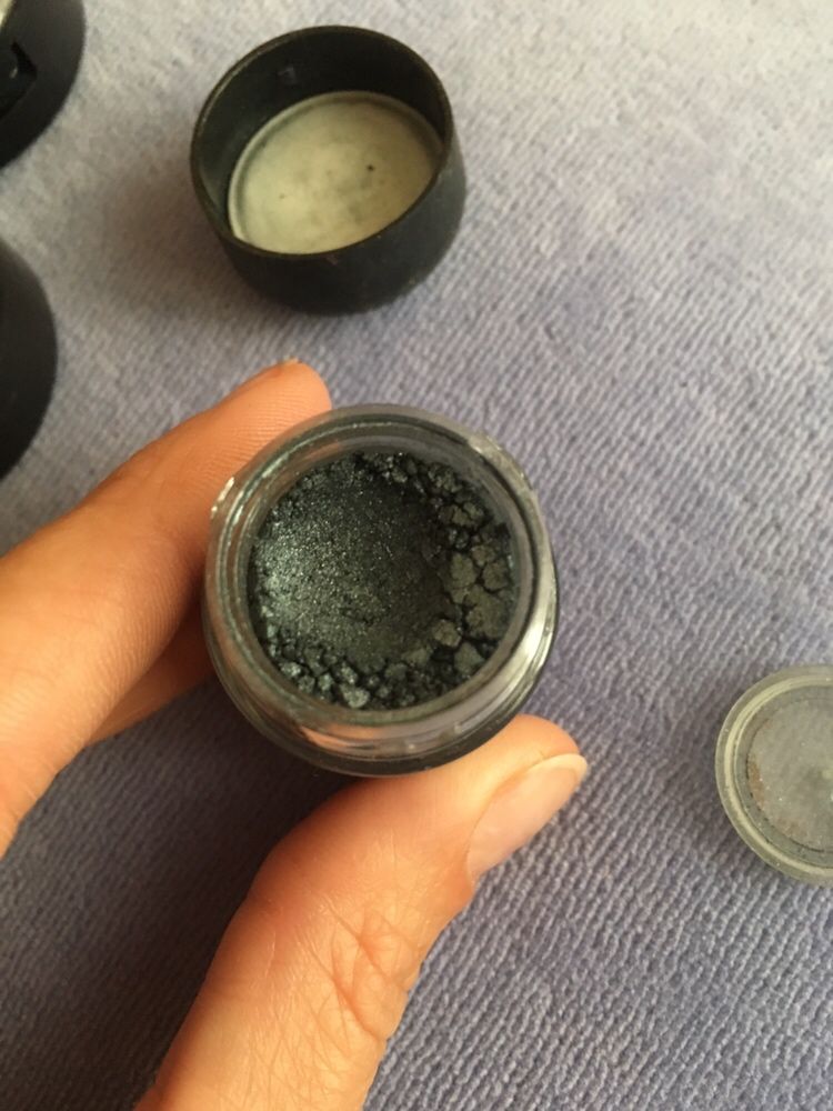Pigment MAC emerald dusk