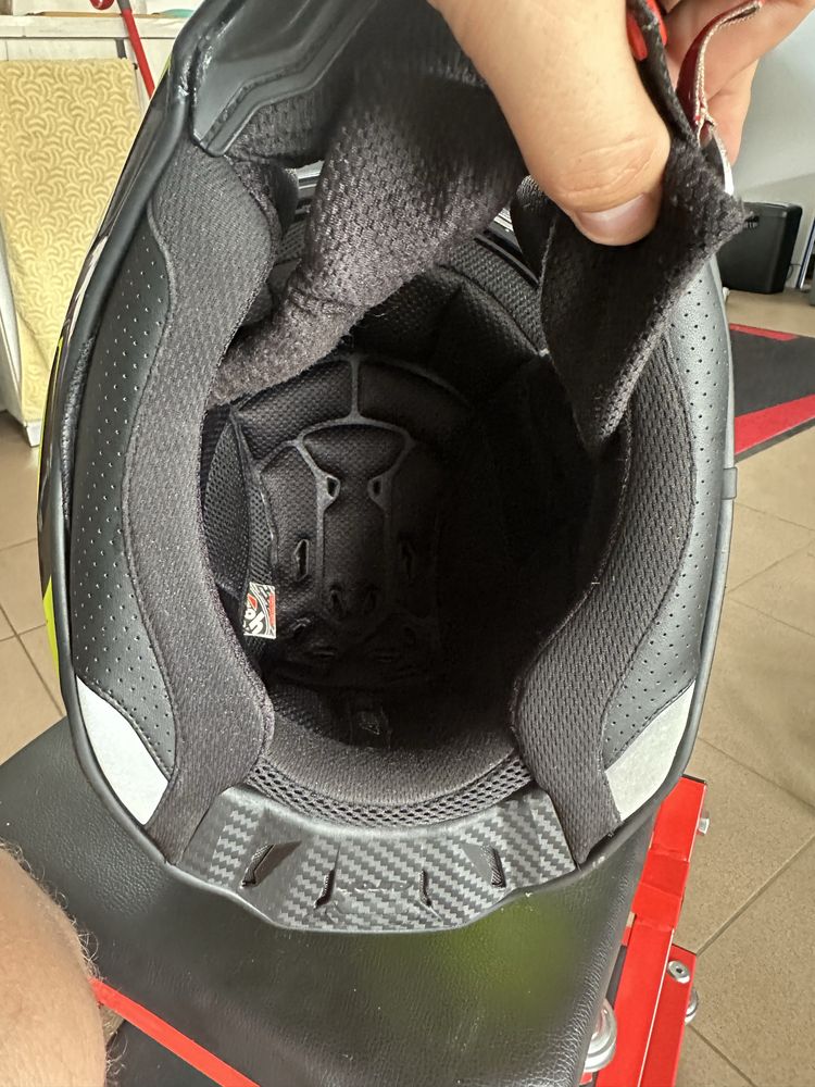 Airoh Commander XXL FLUO