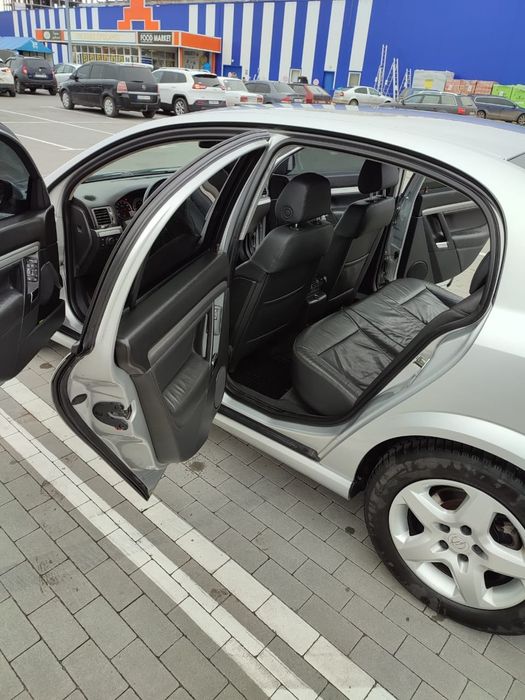 Продам Opel Vectra