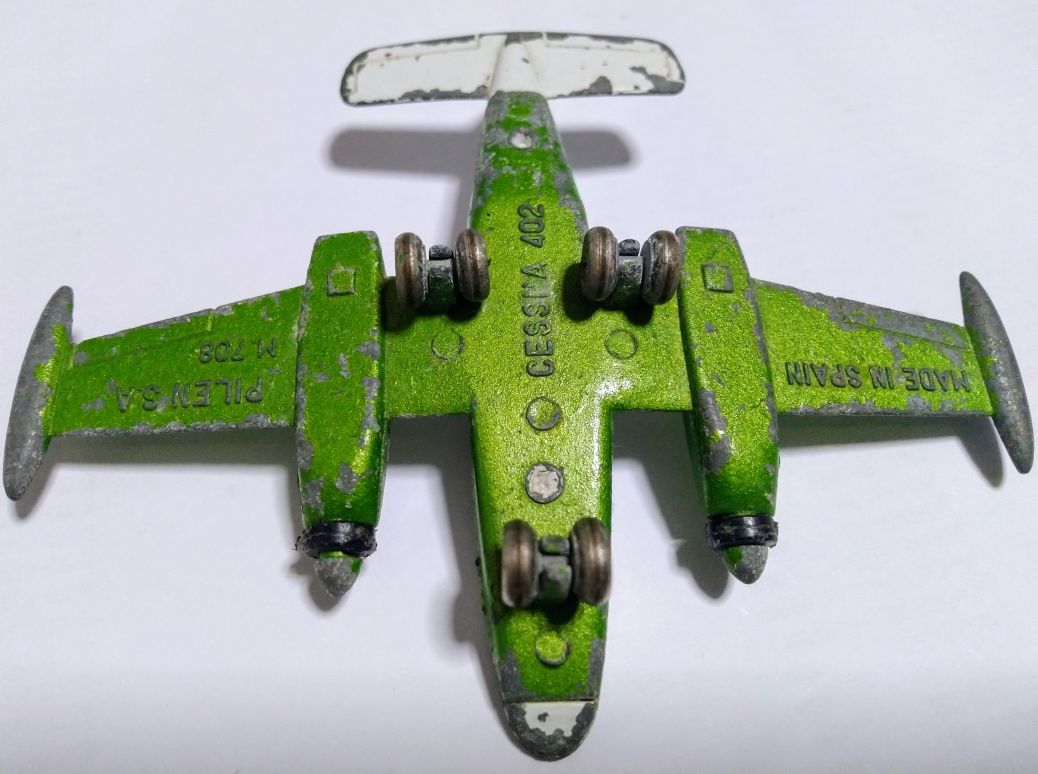 Miniatura Avião Cessa 402, M708, anos 70.