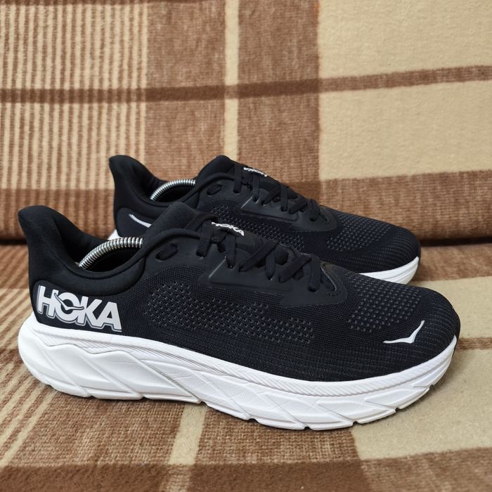Чоловічі кросівки hoka arahi 7
