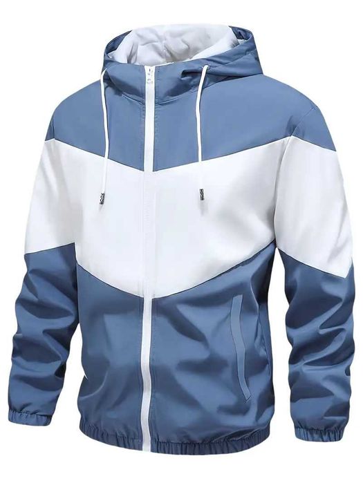 Чоловічий спортивний костюм