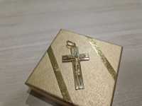 Nowy złoty wisiorek większy krzyż PR 585