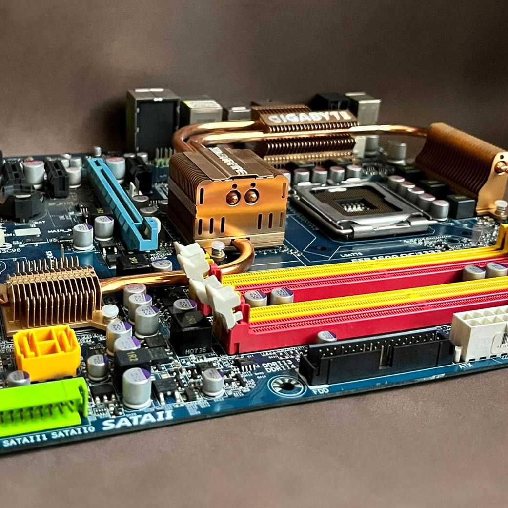 Płyta główna — Gigabyte Technology P35-DS4 (Socket 775)