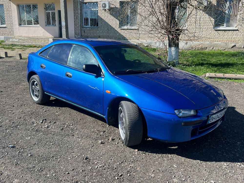 Продам Mazda 323f  рестайлінг 1997року