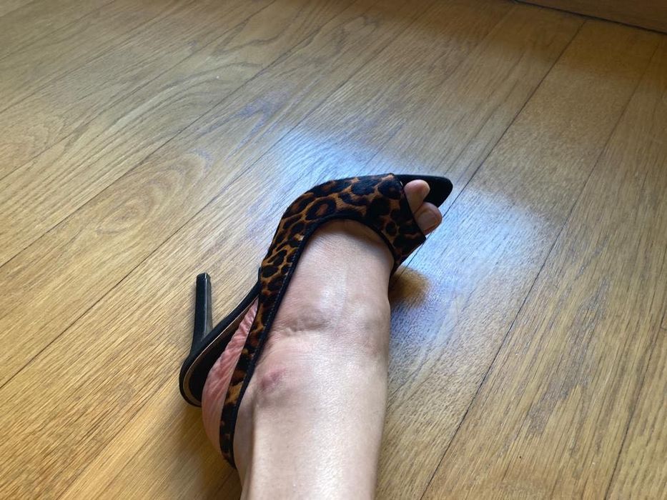Belíssimo e poderoso sapato peep toe tigresa tamanho 38