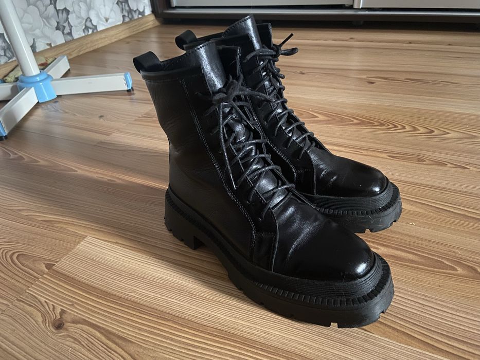 Ботинки 39 р шкіряні