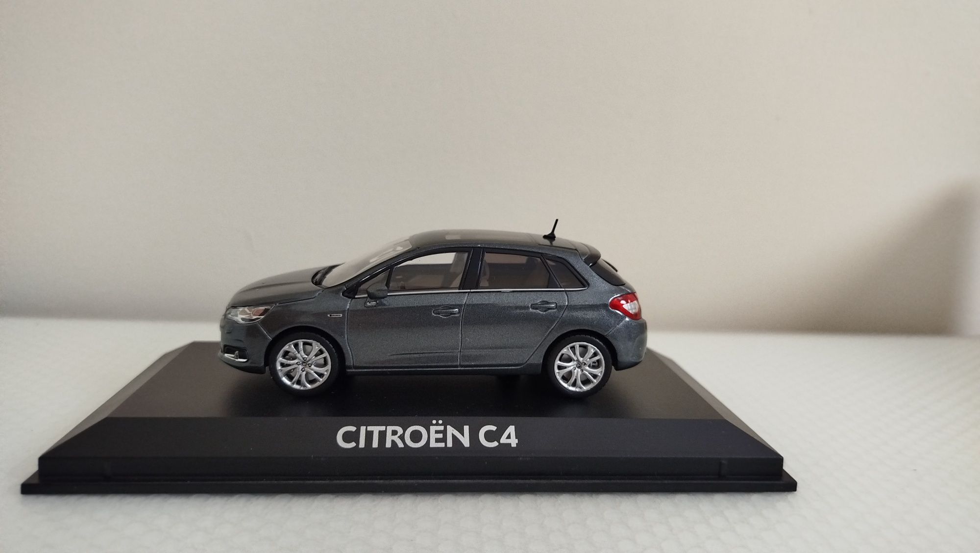 Miniatura Citroen C4 Nova 1/43