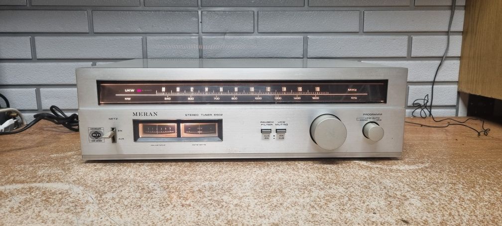 Tuner radiowy VISONIK MERAN 6502 HI-FI Stereo