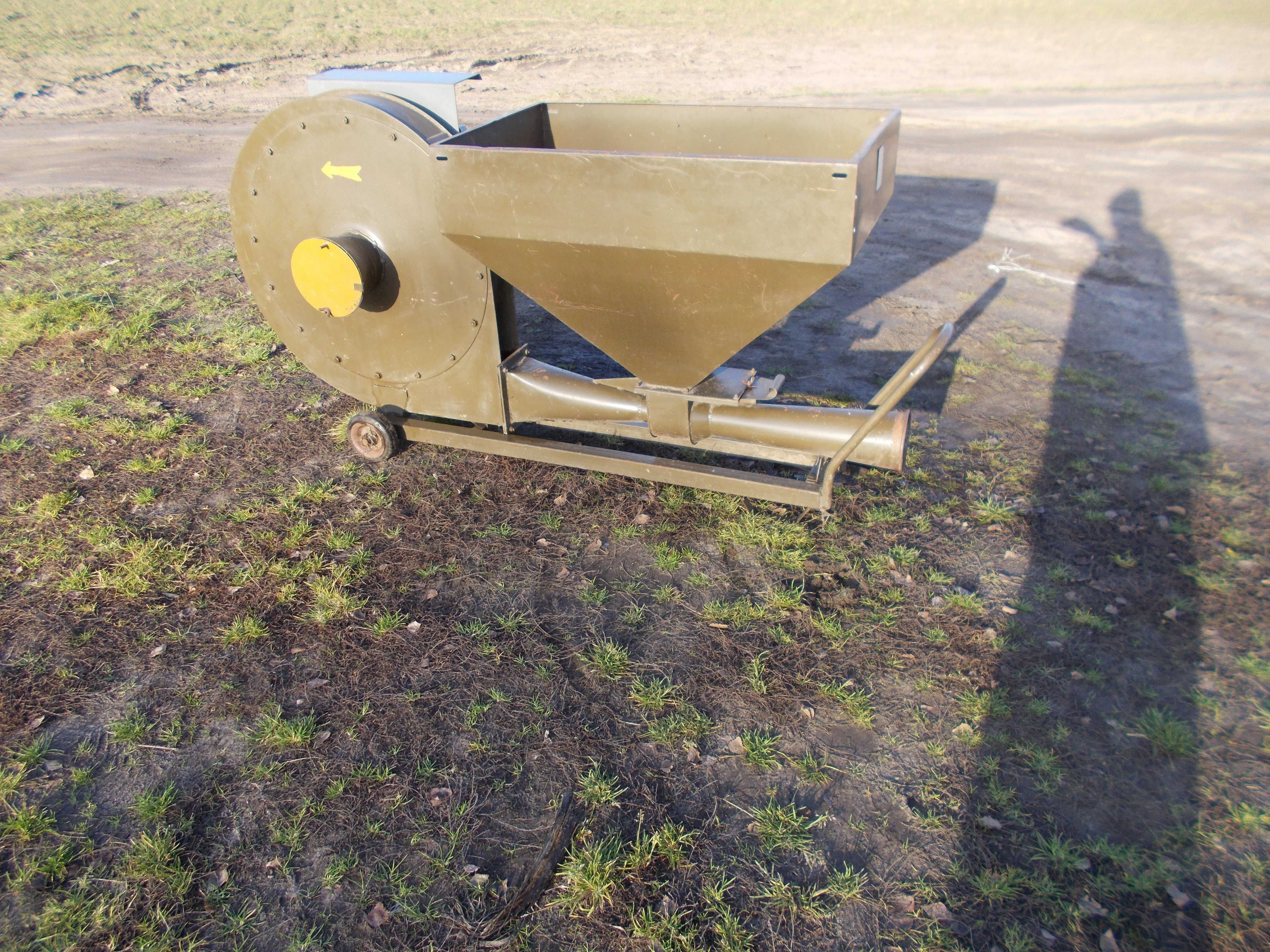 Dmuchawa do zboża z silnikiem 7,5kw 4,5kw.Mało używana.