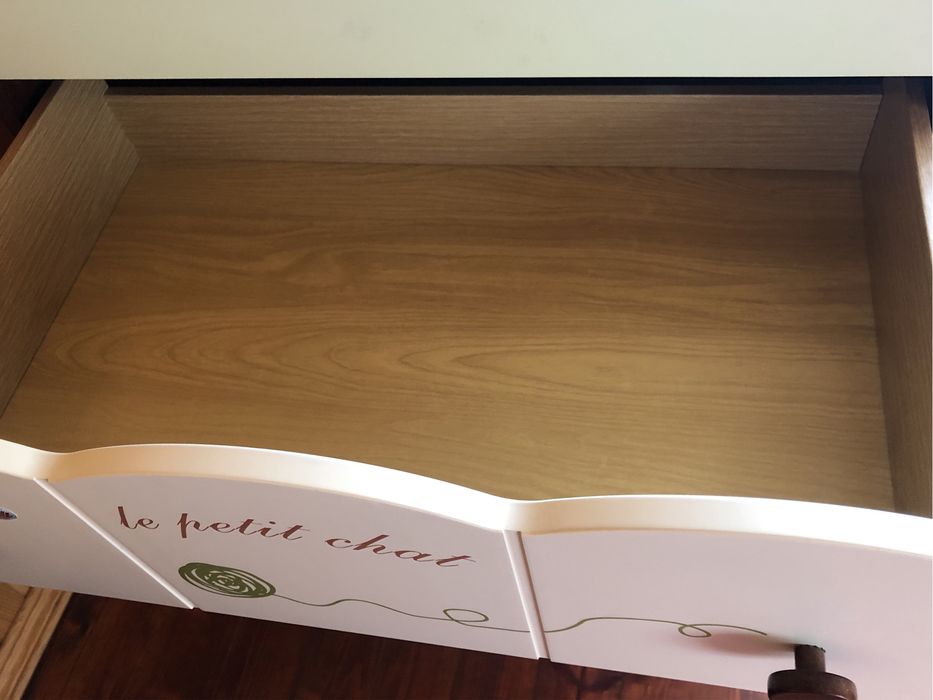 Пеленальний комод Micuna Cats з натурального дерева з ванночкою