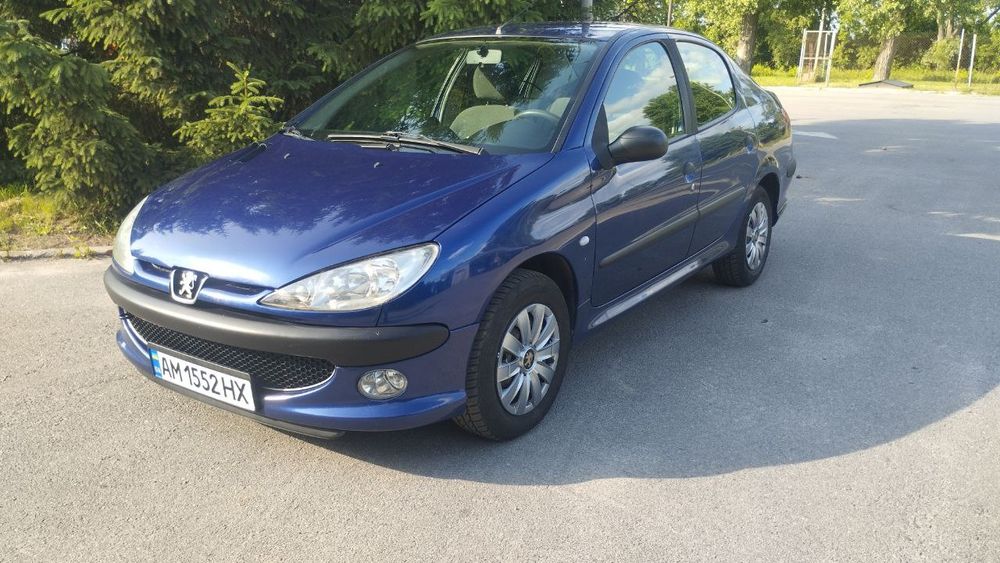 Автомобіль Peugeot 206,Пежо 206