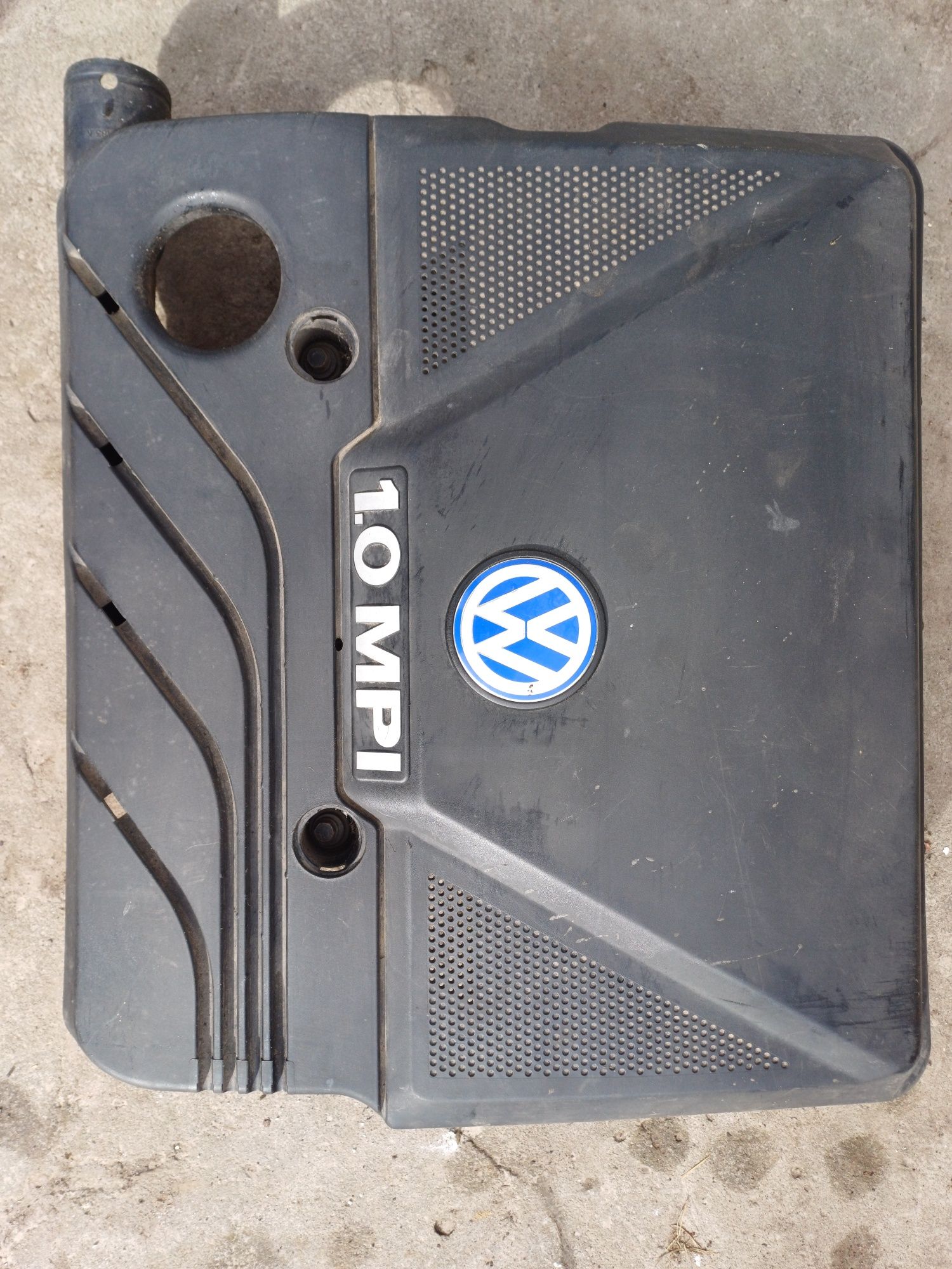 Volkswagen Фольксваген 1.0 бензин 2000 року