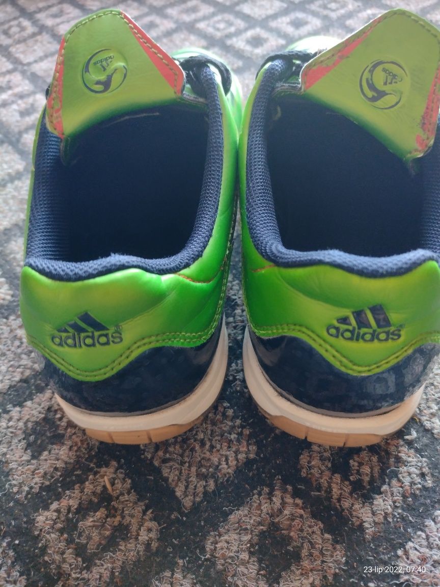 Buty chłopięce adidas 37