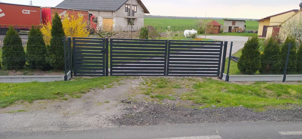 Brama wjazdowa, dwuskrzydłowa, OCYNKOWANA OGNIOWO,lakier proszkowy