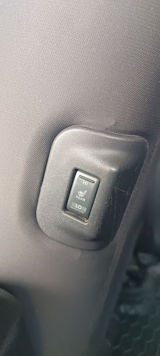 Продам Nissan Leat