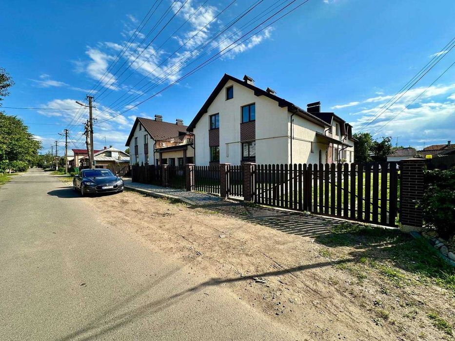 Продається комерційне приміщення 122м.Кв