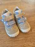 Adidasy Elephanten r.22