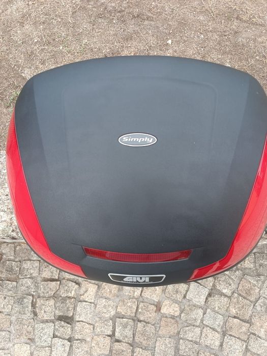 Top case givi 47 litros
