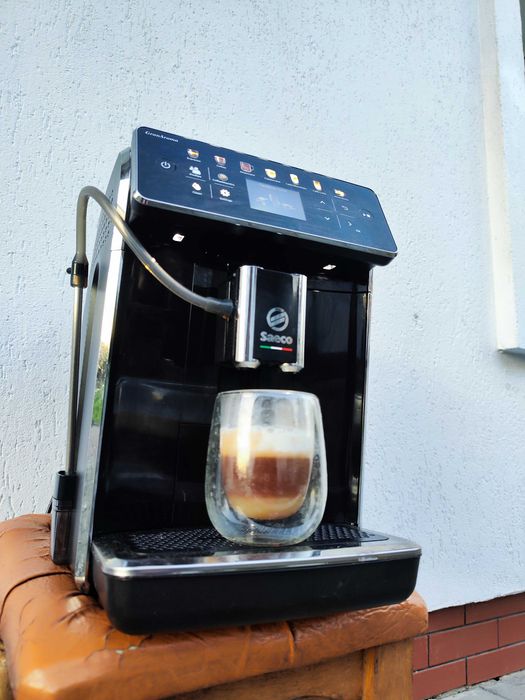 Кавомашина кофемашина Saeco GranAroma SM6580