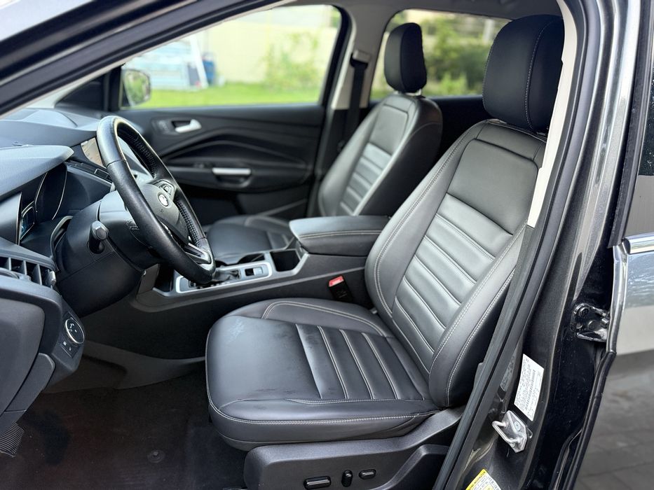 Ford Escape 2019 Топова комплектація 4х4 повний привід