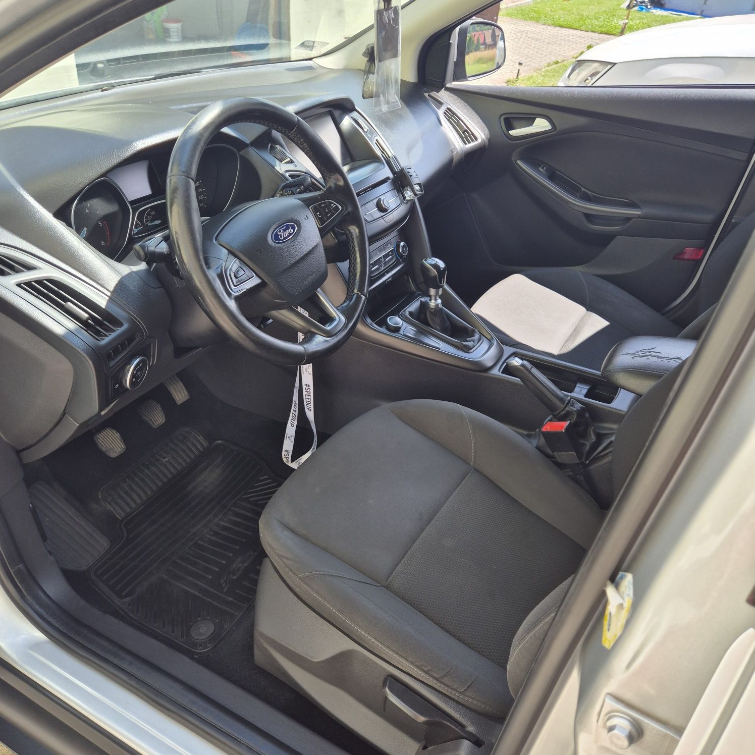 Ford Focus mk3 polift