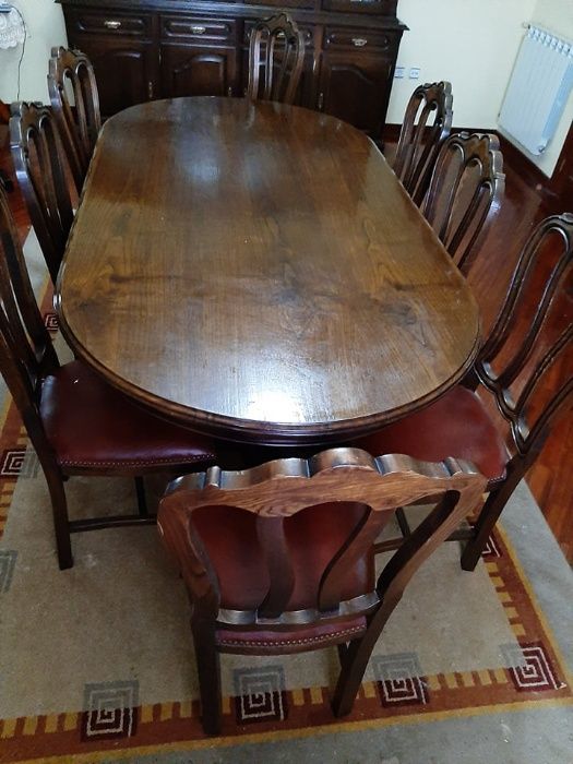 Mesa de Jantar Estilo Inglês c/ 8 Cadeiras Almofadadas Madeira Maciça