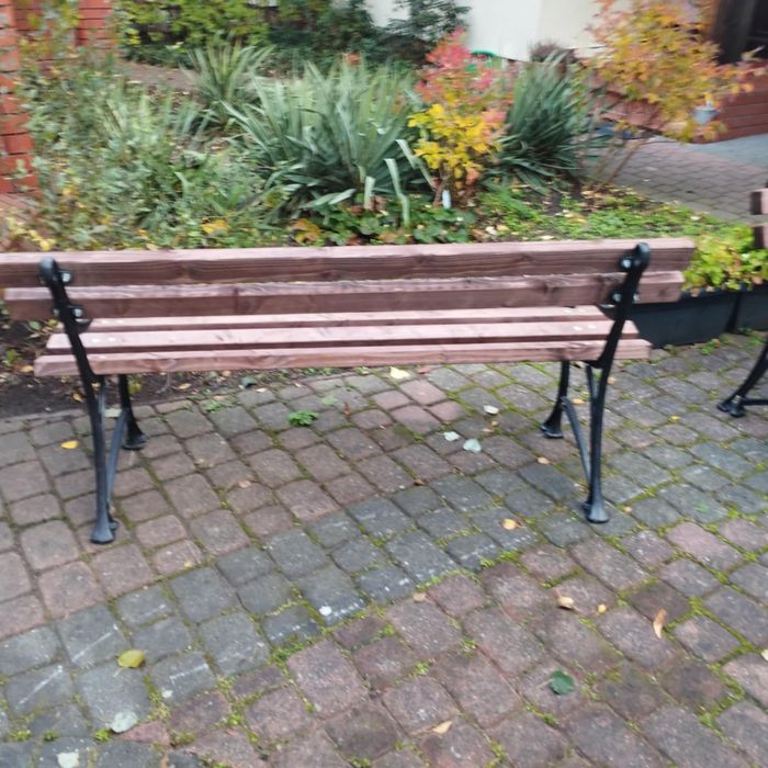 Ławka parkowa ogrodowa z podłokietnikiem