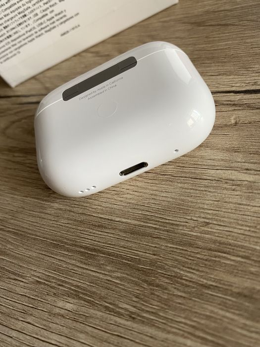 AirPods Pro навушники