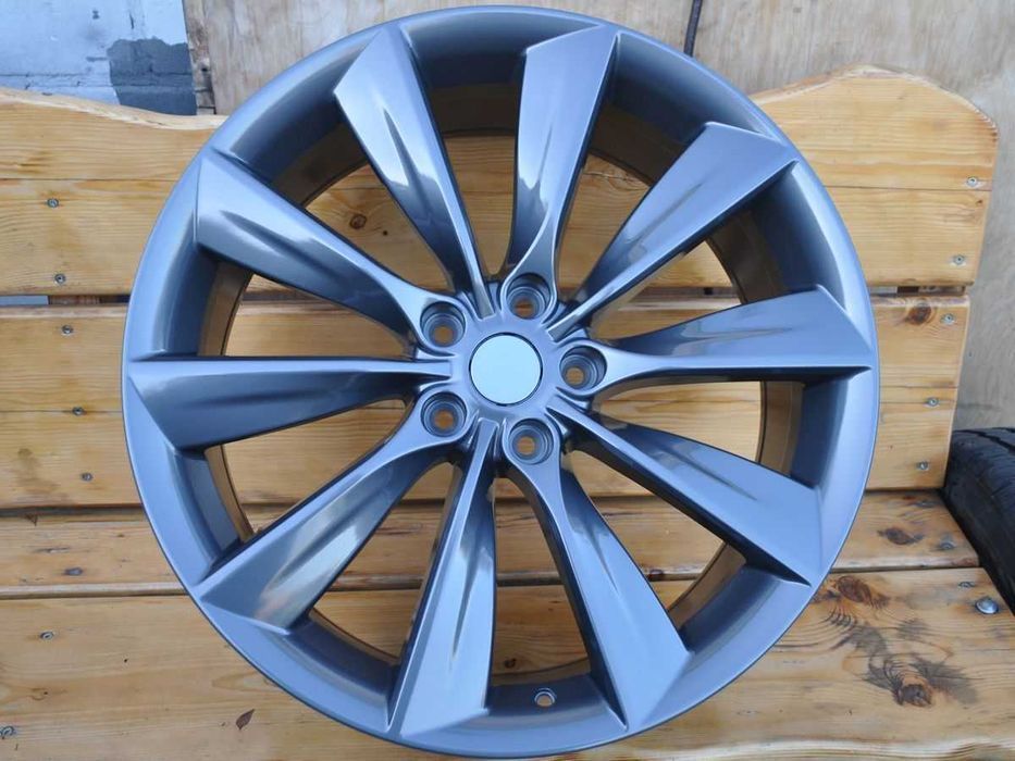 Grafitowe szare felgi R21 5x120 Tesla Model S 8,5J ET40