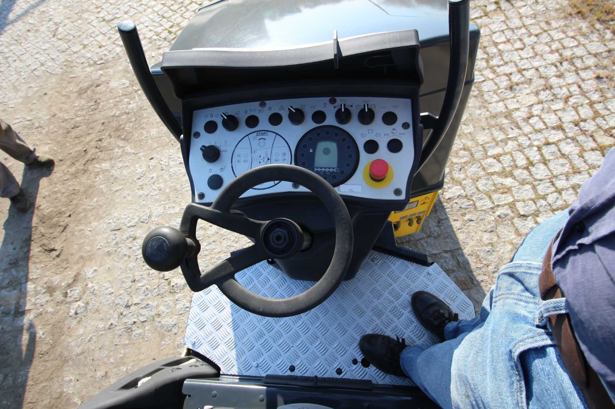 Cilindro Bomag 100 AD W 5  novo para terra e asfalto 2.5 toneladas