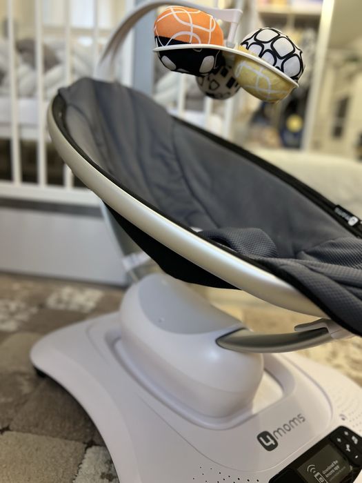 4moms колисальний центр