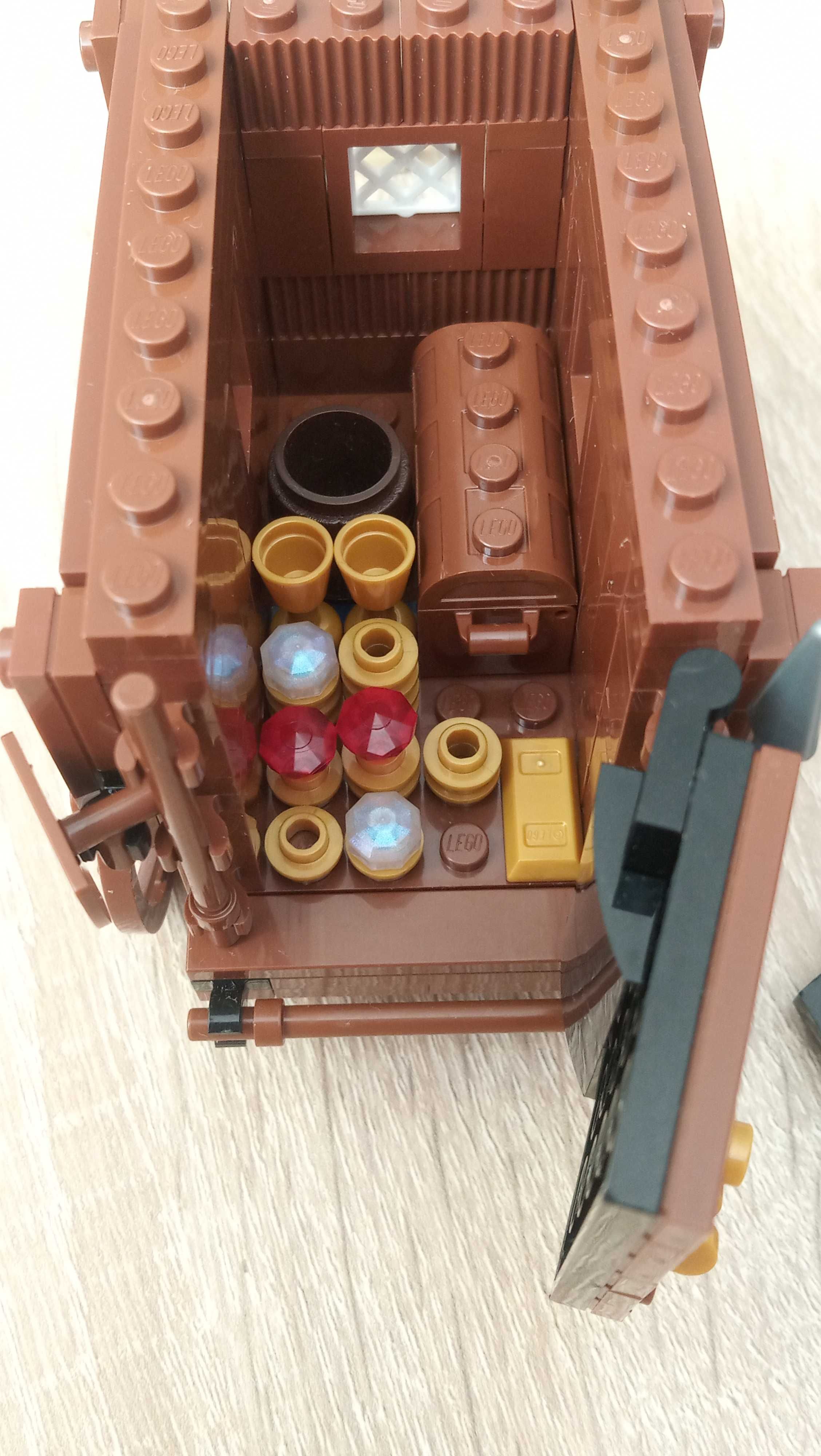 Lego Castel/Medival Moc konwój wozu ze złotem