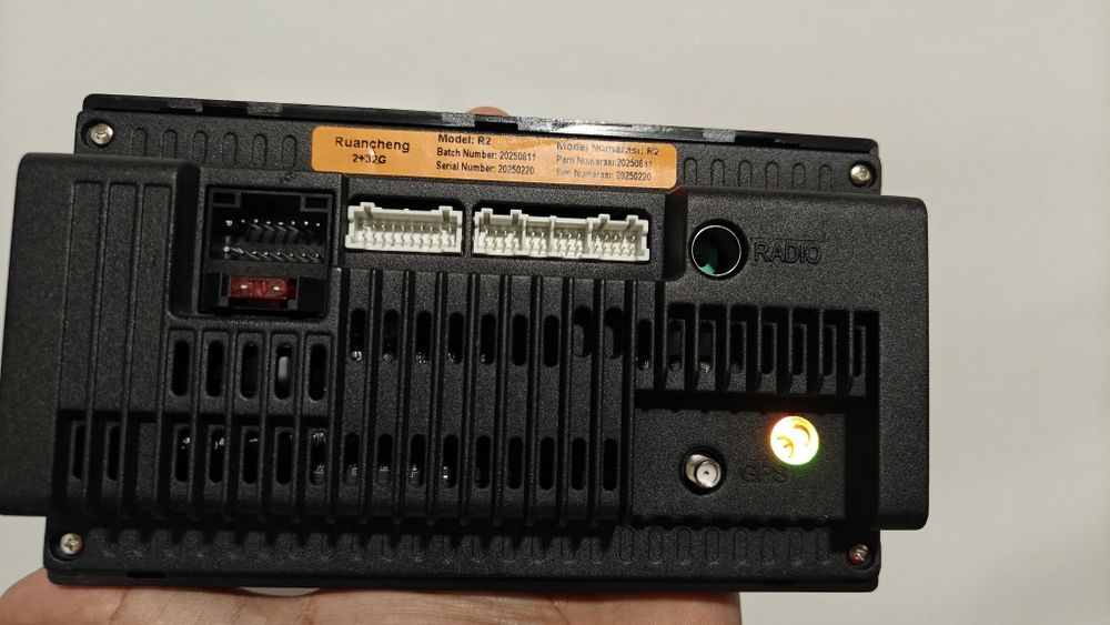 Продам автомагнітолу 7", 2din, IPS, 2/32 гб, Android 15, Carplay