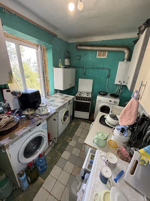 Продаж кімнати в гуртожитку