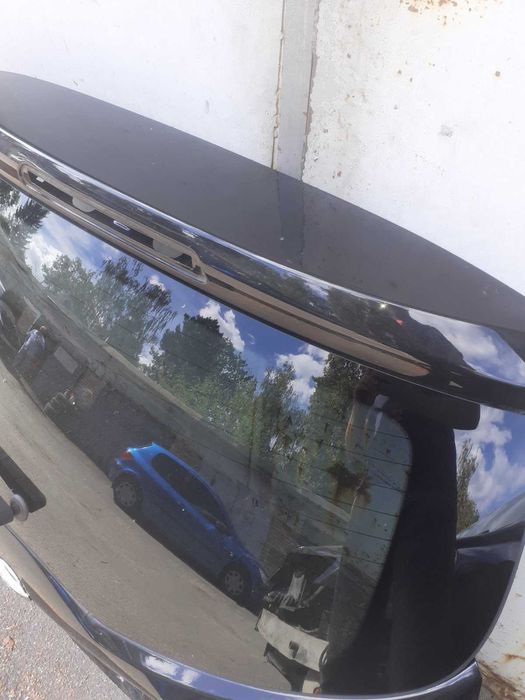 Заднє скло на Nissan Qashqai