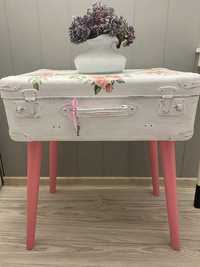 Walizka stolik shabby chic