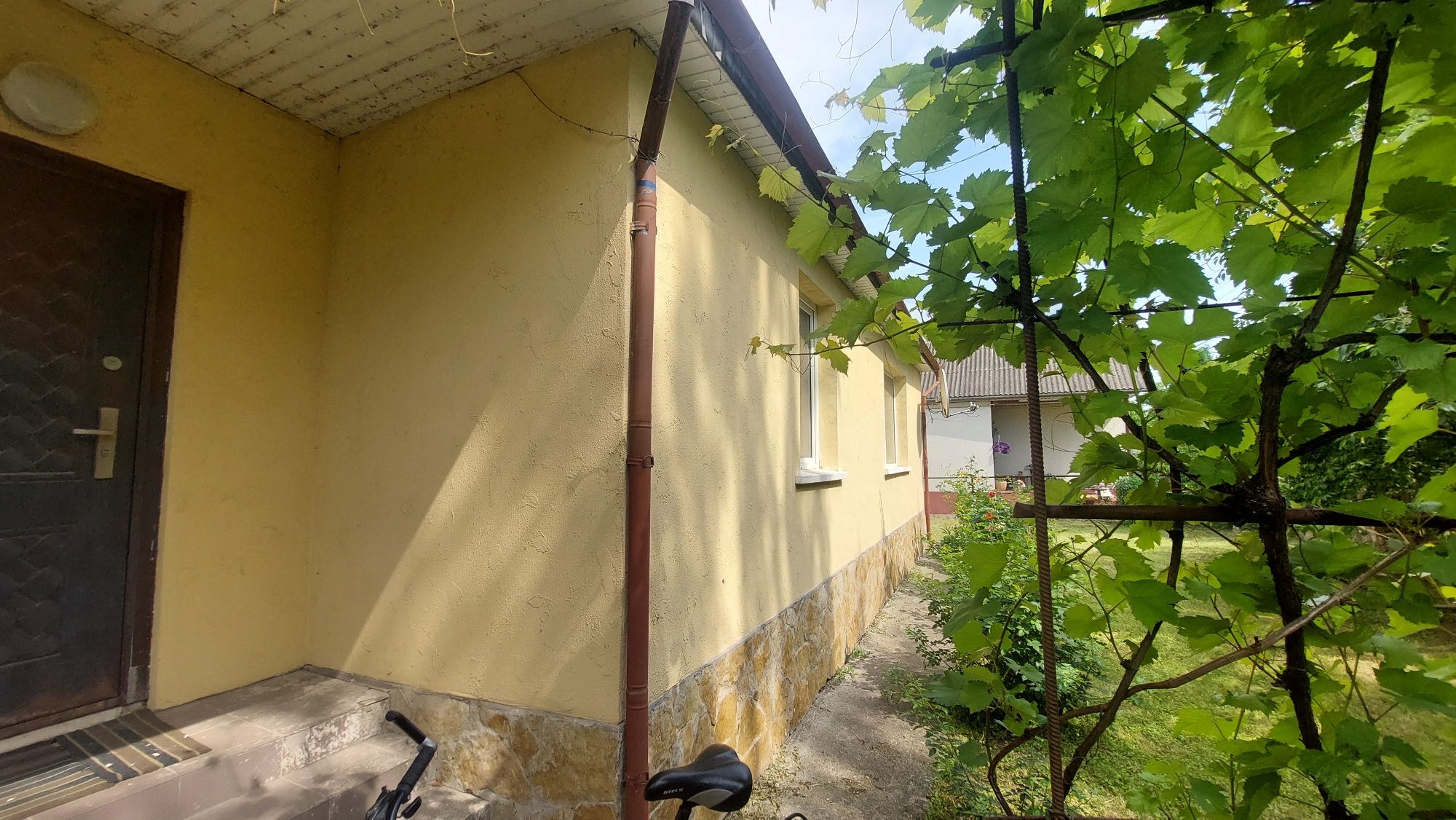 Оренда будинку. Вул.Дачна,117.