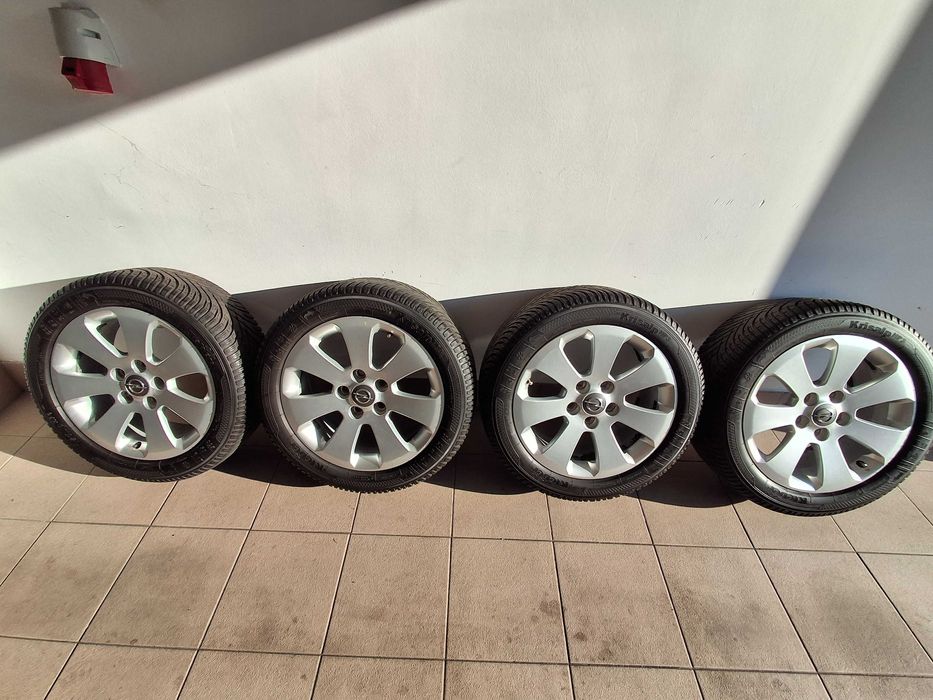 Alufelgi 17" 5x120 OPEL Insignia z oponami zimowymi Kleber jak nowe!