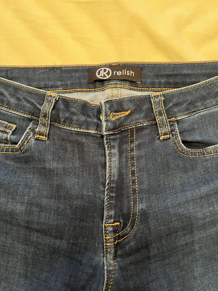 Jeans da marca Relish