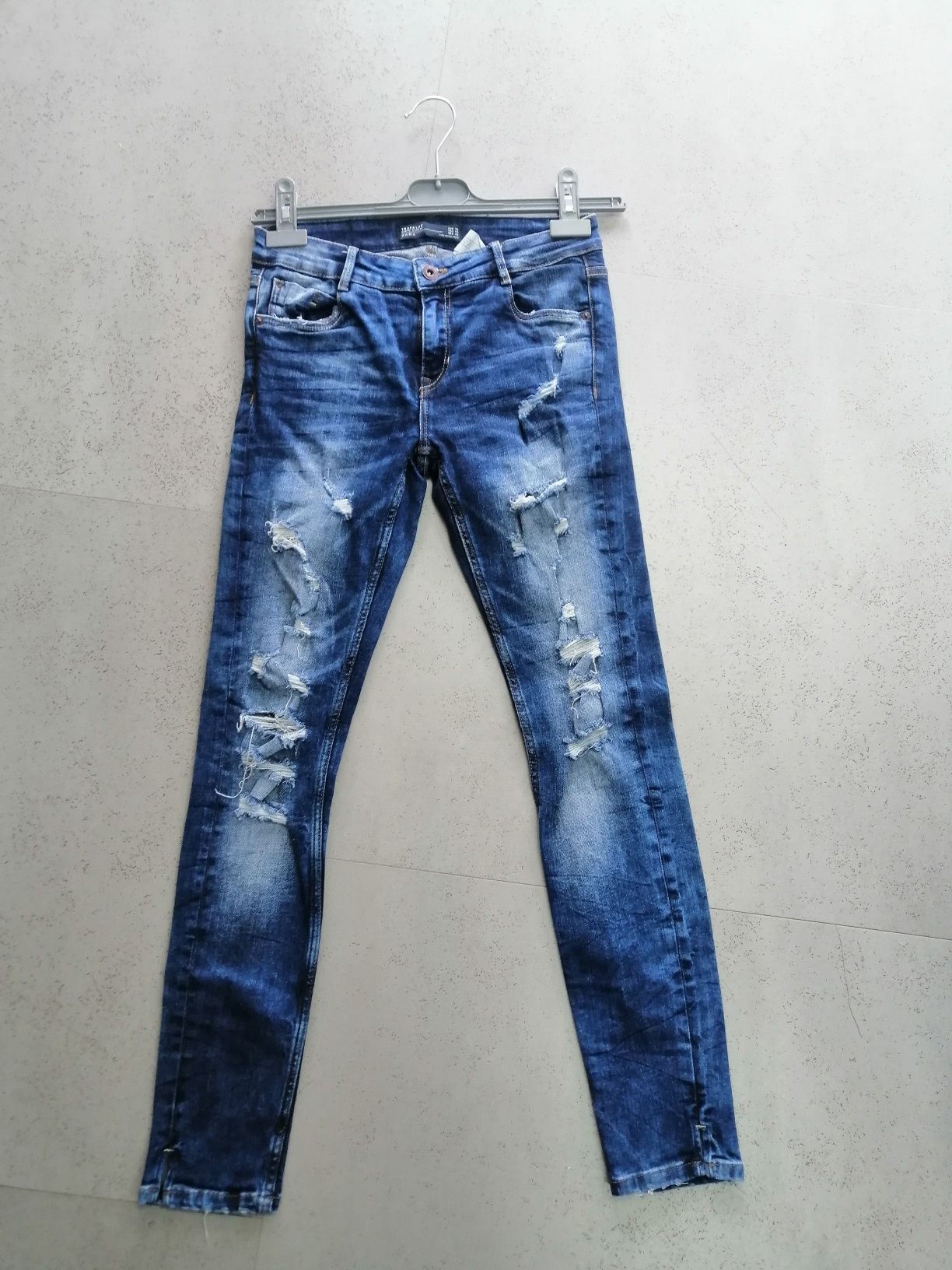 Jeansy Zara (W154)