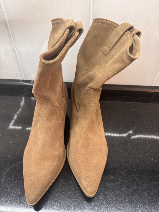 Козаки Estro(замш)